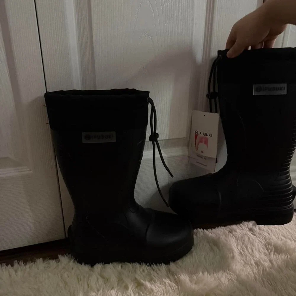 FUBUKI NISEKO 3.0 BOOTS SIZE 37 BLACK NEW NO BOX